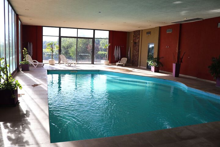 Hotel with Pool