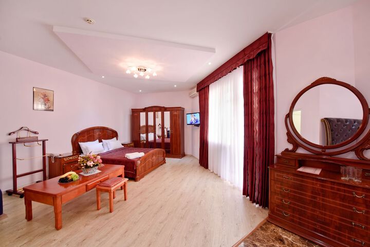 Room 18 of 62