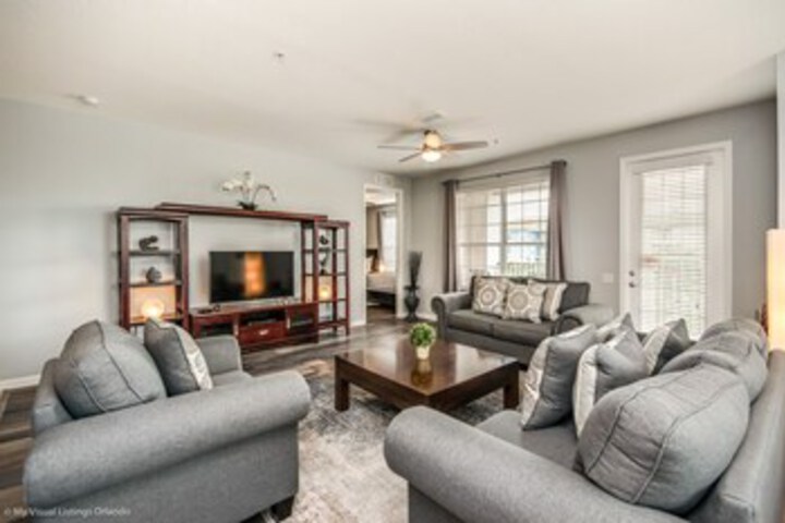 4840 Cayview Avenue #303