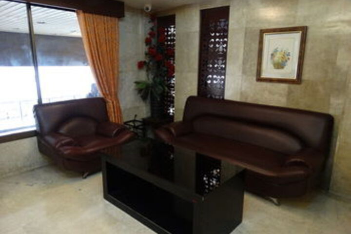 Room 52 of 78