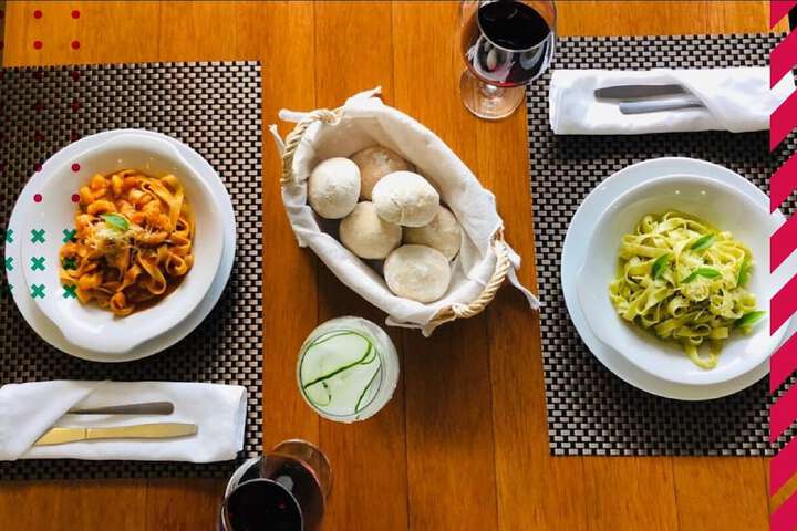 Dining 37 of 54