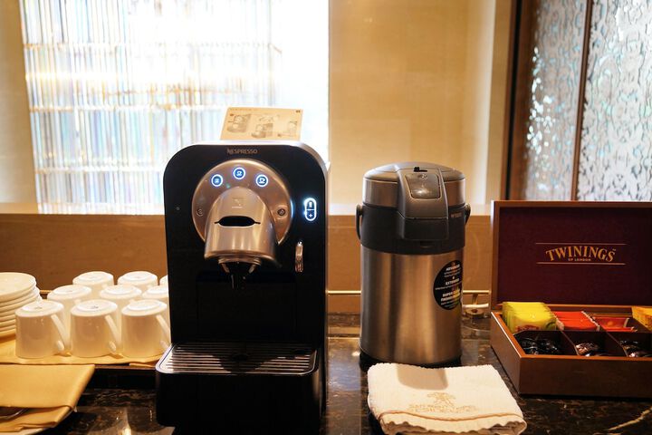 Breakfast/Coffee Service 36 of 53