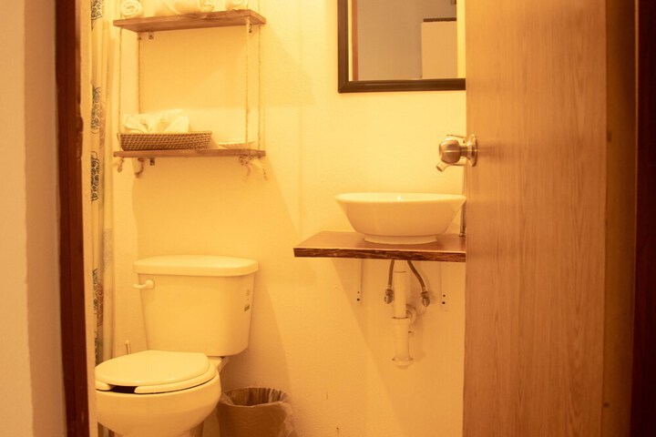 Room 45 of 83