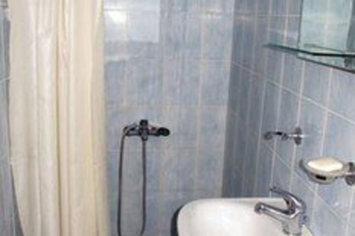 Room 2 of 26