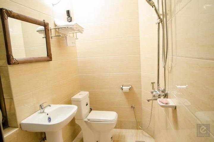 Room 16 of 23