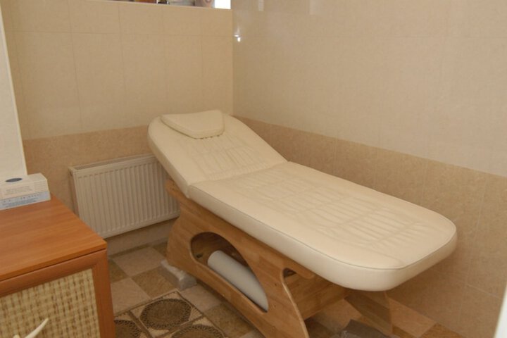 Spa 33 of 42