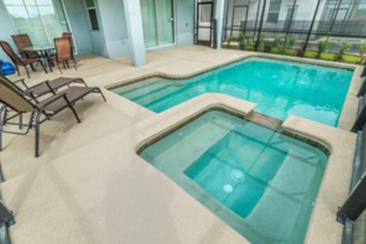 Pool 23 of 62