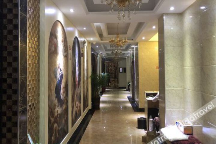 Hotel Interior 14 of 26
