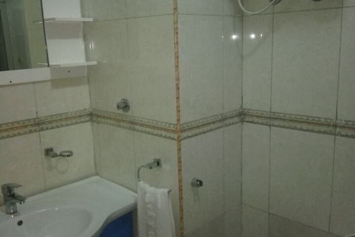 Room 26 of 35