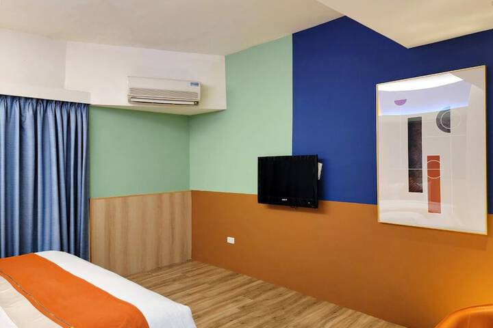 Room 7 of 31
