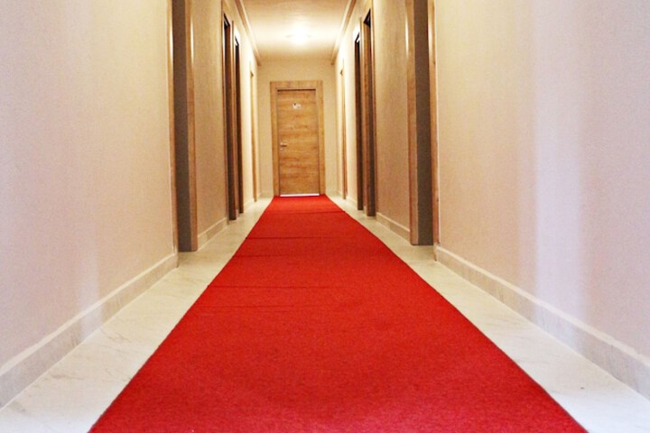 Room 14 of 30
