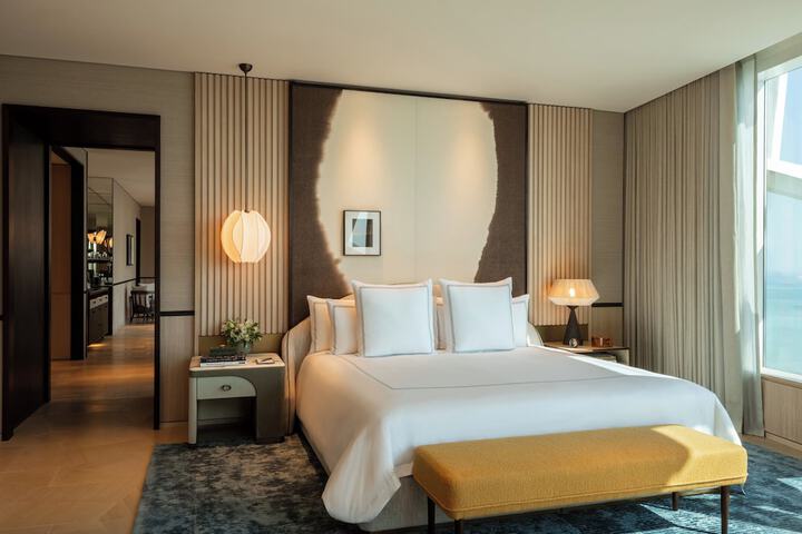 Room 13 of 208