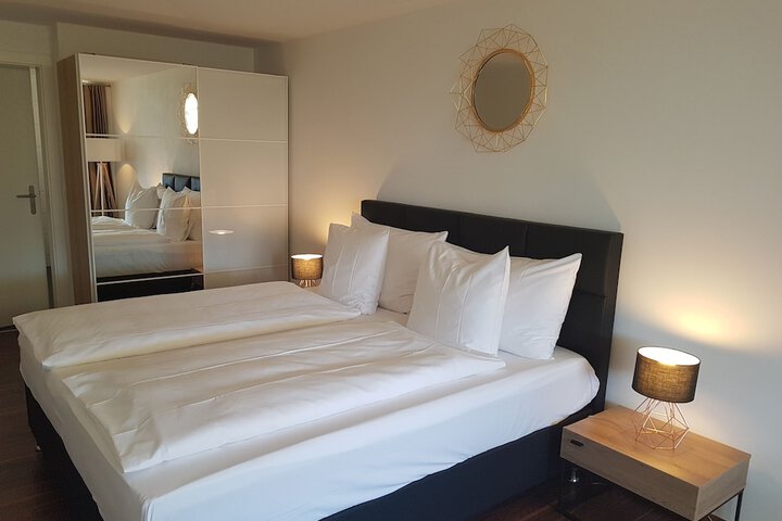 Room 36 of 103