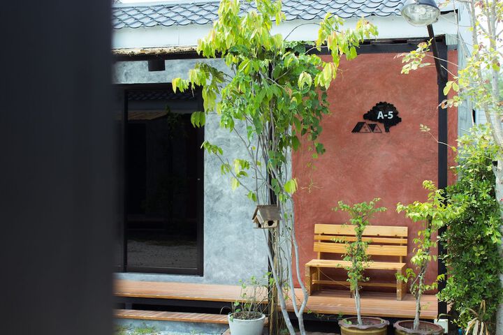 Hotel Exterior 122 of 122