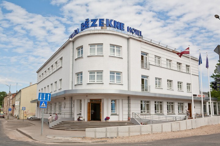 Hotel 37 of 37