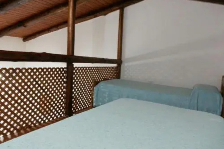 Room 6 of 29