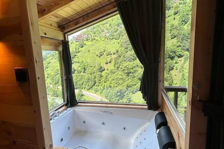 Hot Tub 24 of 28