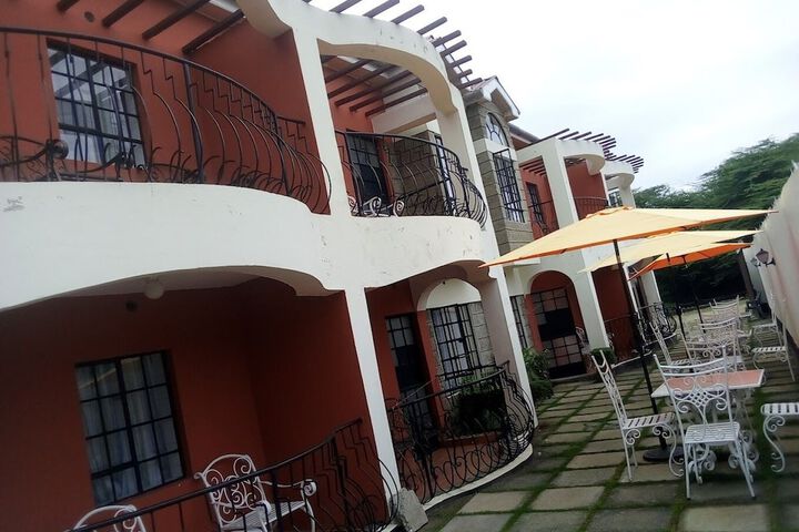 Hotel 43 of 44