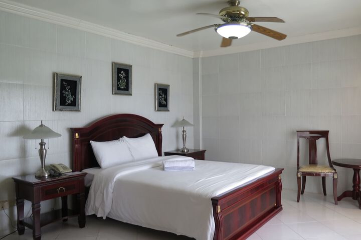 Room 18 of 58