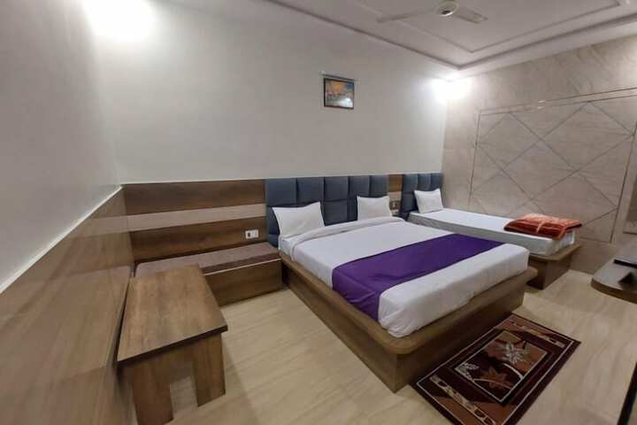 Room 20 of 107