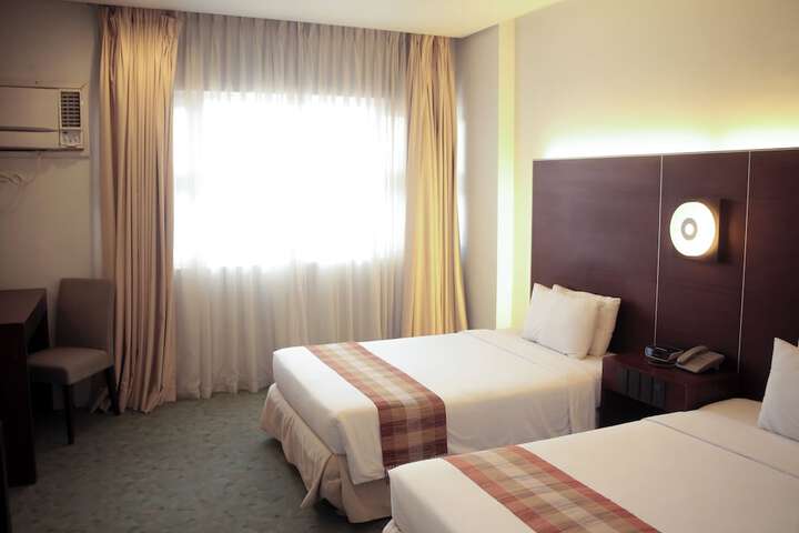 Room 36 of 73