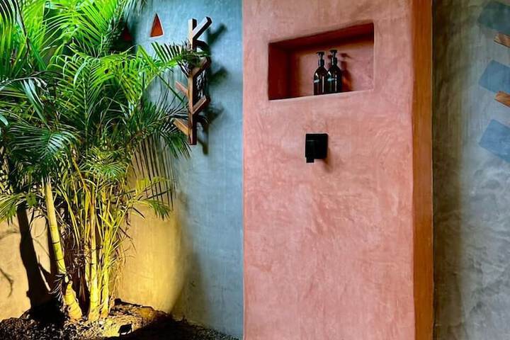 Room 90 of 151