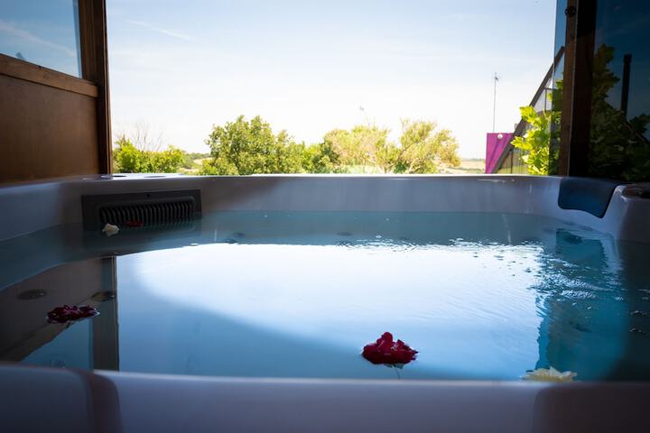 3 Hills Boutique Hotel