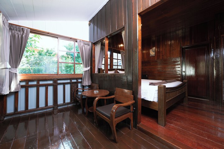 Room 19 of 47