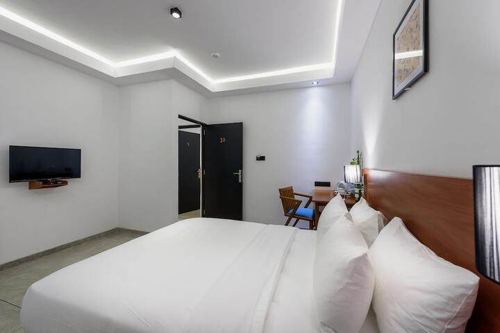 Room 19 of 45