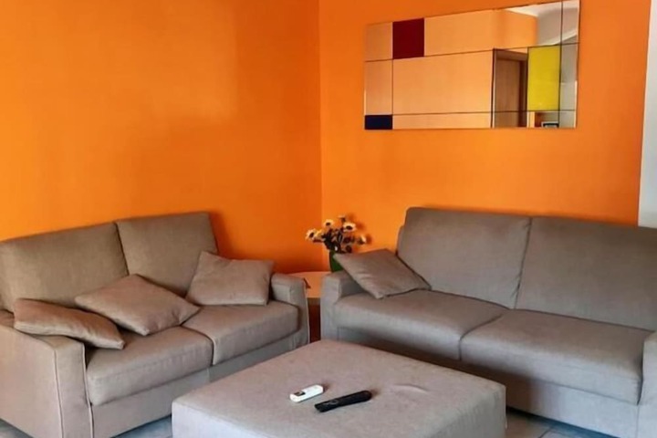 Room 21 of 46