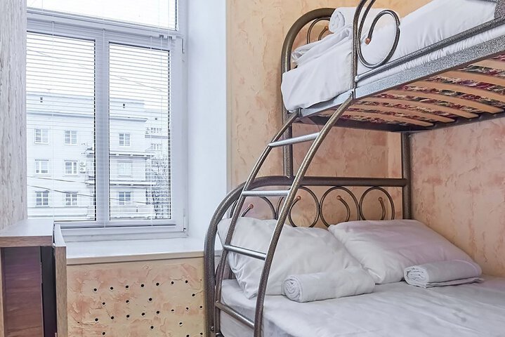 Room 14 of 22