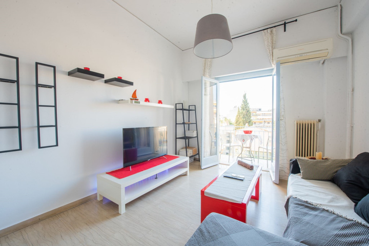 Spacious Living at Kallithea