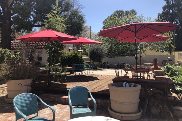 Terrace/Patio 9 of 16