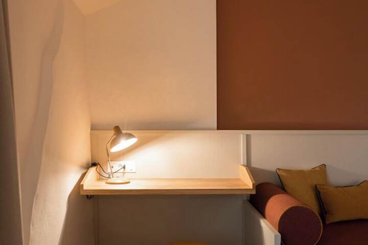 Room 21 of 69