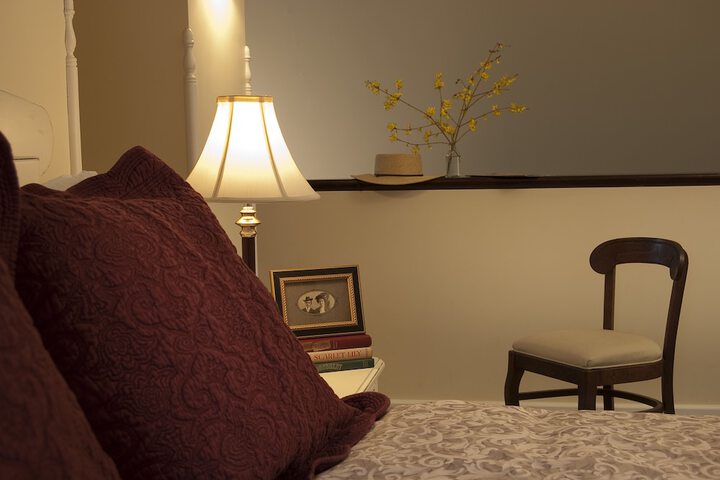 Room 2 of 49