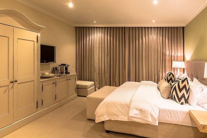 Room 18 of 39