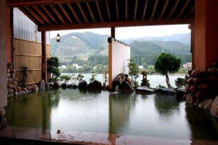 Pool 4 of 19