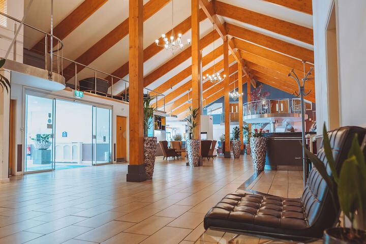 Guest Lobby