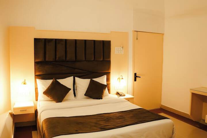 Room 35 of 95