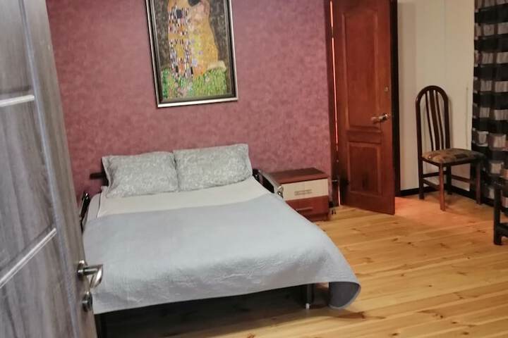 Room 18 of 46