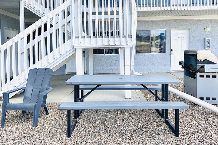 Property Grounds 48 of 55