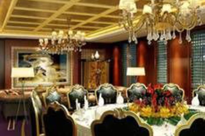 Dining 100 of 101