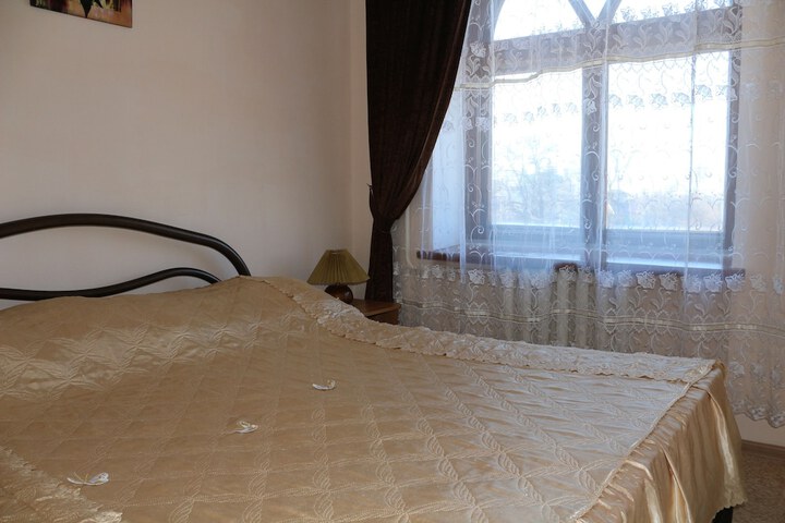 Room 27 of 75