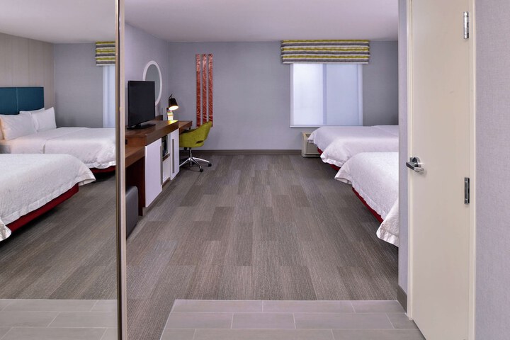 Room 22 of 65