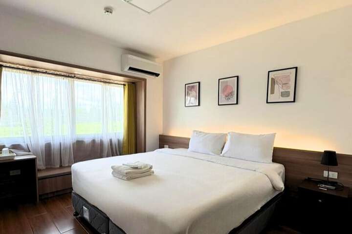 Room 15 of 30