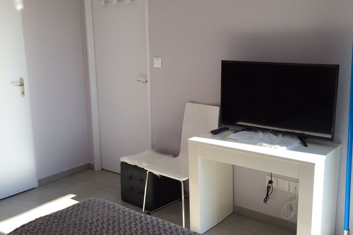 Room 12 of 13