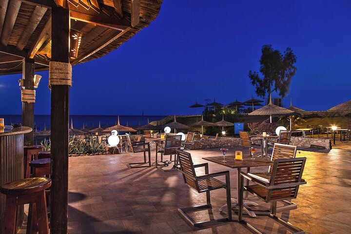 Snack bar
