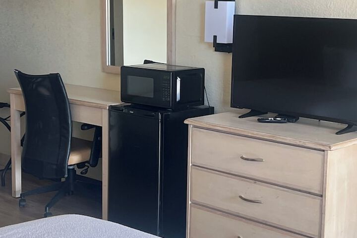 Room 51 of 97