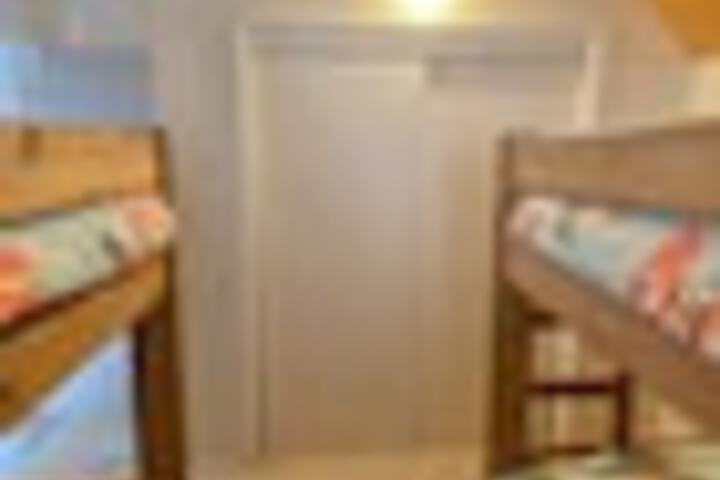 Room 20 of 111