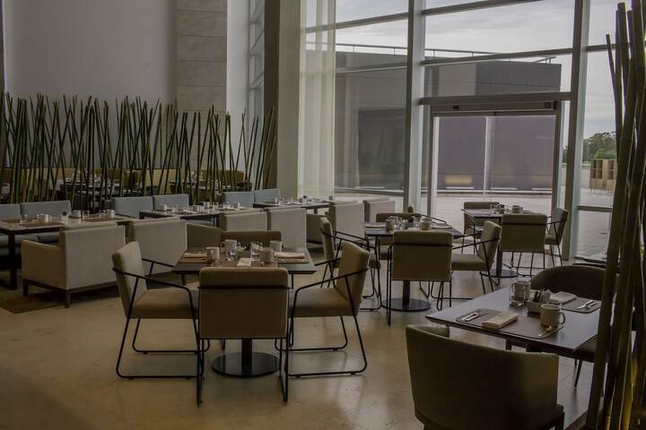 Dining 88 of 125